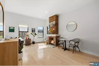 273 Monmouth Street 3 #3, Jersey City, NJ 07302 - Photo 6