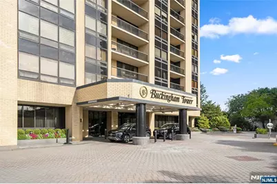 800 Palisade Avenue 24 E #24 E, Fort Lee, NJ 07024 - Photo 2