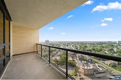 800 Palisade Avenue 24 E #24 E, Fort Lee, NJ 07024 - Photo 24