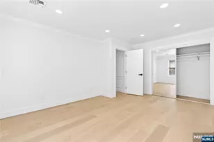 110 Central Ave, Rochelle Park Township, NJ 07662 - Photo 18