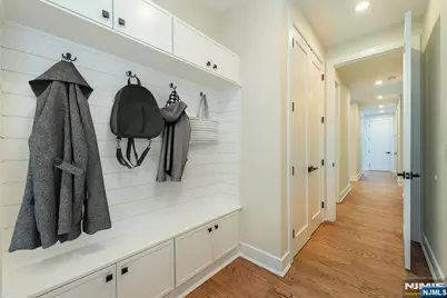 778 Wynetta Place, Paramus, NJ 07652 - Photo 18