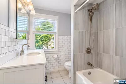 223 Baldwin Street, Bloomfield, NJ 07003 - Photo 18