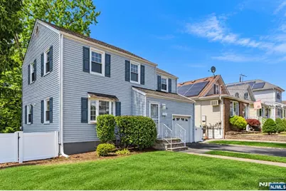 223 Baldwin Street, Bloomfield, NJ 07003 - Photo 2