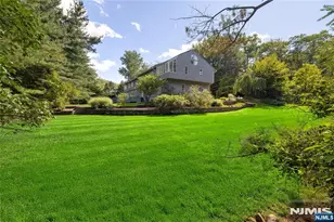 22 Angela Ct, Woodcliff Lake, NJ 07677 - Photo 44