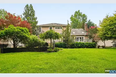 5 Fairfield Court, Demarest, NJ 07627 - Photo 18