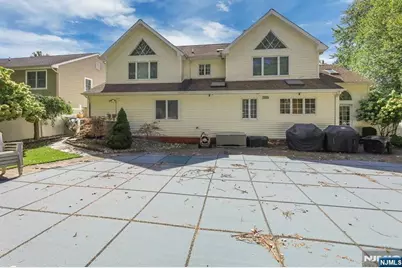 59 Lockwood Drive, Waldwick, NJ 07463 - Photo 10