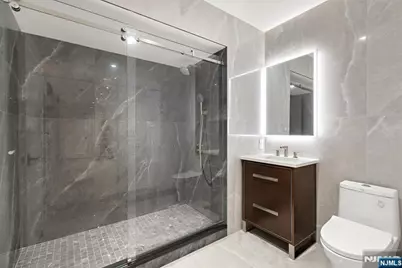 648 Falmouth Avenue, Paramus, NJ 07652 - Photo 24