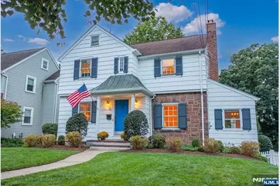 16 Abbington Terrace, Glen Rock, NJ 07452 - Photo 2