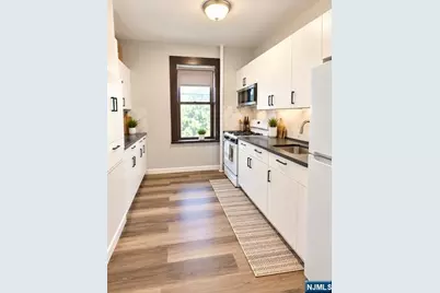 275 Harrison Avenue 101 #101, Jersey City, NJ 07304 - Photo 12