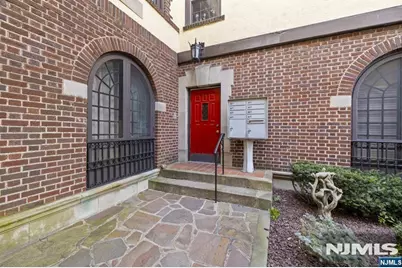 20 Garber C8 #C8, Ridgewood, NJ 07450 - Photo 2