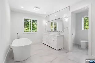 35 Harvey St, Closter, NJ 07624 - Photo 38