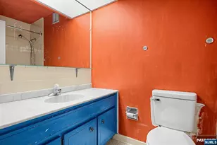 200 Winston, Cliffside Park, NJ 07010 - Photo 12