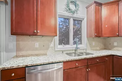 376 Aurora Avenue #B, Cliffside Park, NJ 07010 - Photo 22