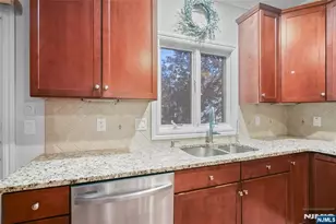 376 Aurora Ave, Cliffside Park, NJ 07010 - Photo 22