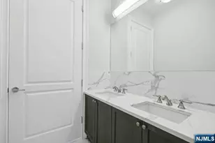 3 Somerset Ln 615, Edgewater, NJ 07020 - Photo 12