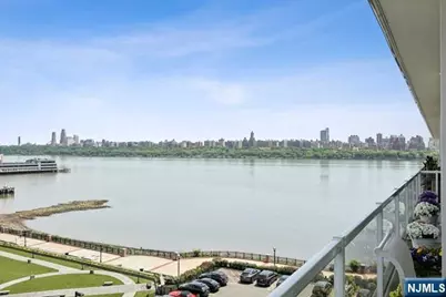 3 Somerset Lane 615 #615, Edgewater, NJ 07020 - Photo 16