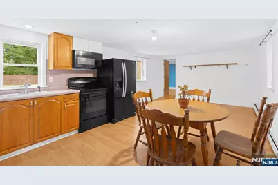 40 Broad Street, Pompton Lakes, NJ 07442 - Photo 20