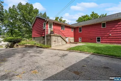 40 Broad Street, Pompton Lakes, NJ 07442 - Photo 24