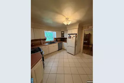 7 Sussex Road, Tenafly, NJ 07670 - Photo 2