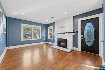 107 Palisade Avenue, Bergenfield, NJ 07621 - Photo 4