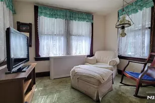 33 Hillcrest Rd, Kearny, NJ 07032 - Photo 6