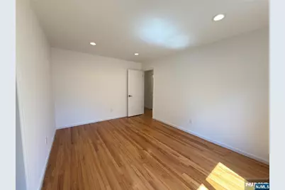 531 Day Avenue, Ridgefield, NJ 07657 - Photo 18