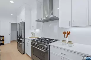 11 Fey Pl, Oradell, NJ 07649 - Photo 8