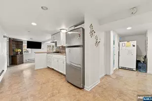 352 Farnham Ave, Lodi, NJ 07644 - Photo 22