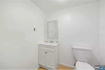 15 E Pierrepont Avenue, Rutherford, NJ 07070 - Photo 32