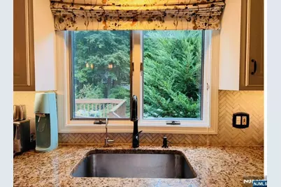 2 Windham Court, Woodcliff Lake, NJ 07677 - Photo 18