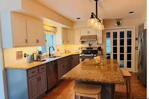 2 Windham Ct, Woodcliff Lake, NJ 07677 - Photo 4
