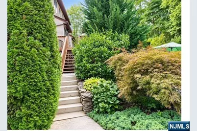 2 Windham Court, Woodcliff Lake, NJ 07677 - Photo 40