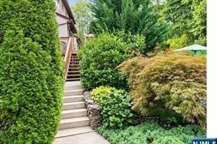 2 Windham Ct, Woodcliff Lake, NJ 07677 - Photo 40