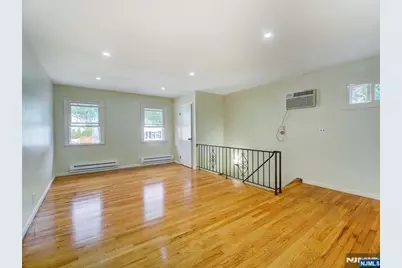 46 Hobson Street, Bloomfield, NJ 07003 - Photo 4