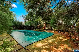 135 Voorhis Ave, River Edge, NJ 07661 - Photo 34