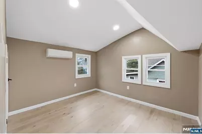 82 Grove Street 4 #4, Montclair, NJ 07042 - Photo 10
