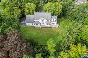 602 Grandview Terrace, Franklin Lakes, NJ 07417 - Photo 4