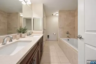 15 Enterprise Ct 1-05, Jersey City, NJ 07305 - Photo 8