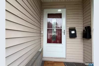 6-25 1st Street First Floor #First Floor, Fair Lawn, NJ 07410 - Photo 4