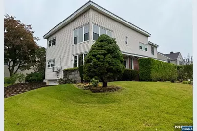 6-25 1st Street First Floor #First Floor, Fair Lawn, NJ 07410 - Photo 2
