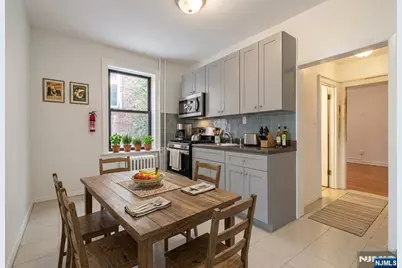 321 79th Street 23 #23, North Bergen, NJ 07047 - Photo 4