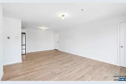 300 Schuyler Avenue 16 #16, Kearny, NJ 07032 - Photo 8