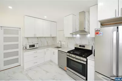 21 Spruce Avenue, Ridgefield Park, NJ 07660 - Photo 10
