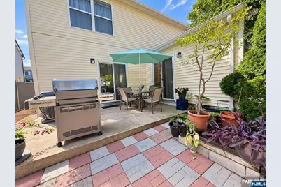 223 Merritt Avenue, Bergenfield, NJ 07621 - Photo 24