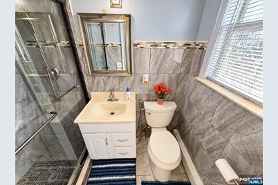 223 Merritt Avenue, Bergenfield, NJ 07621 - Photo 22