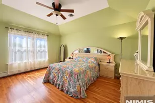 223 Merritt Ave, Bergenfield, NJ 07621 - Photo 20