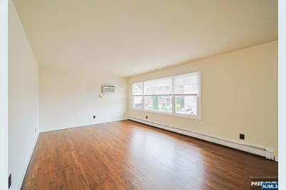 2453 1st Street 2F #2F, Fort Lee, NJ 07024 - Photo 4
