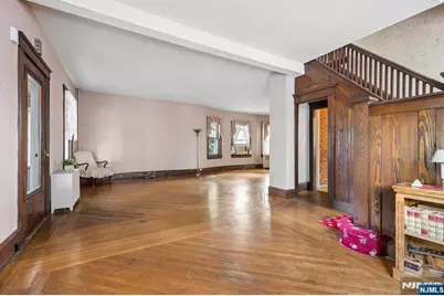 34 Hasbrouck Place, Rutherford, NJ 07070 - Photo 10