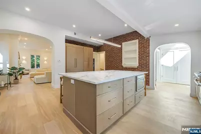 390 Harland Avenue, Haworth, NJ 07641 - Photo 14