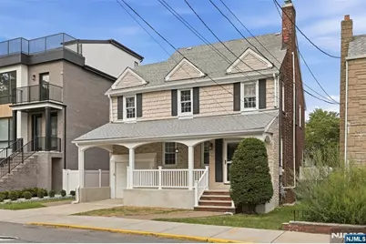 473 Oakdene Avenue, Cliffside Park, NJ 07010 - Photo 4